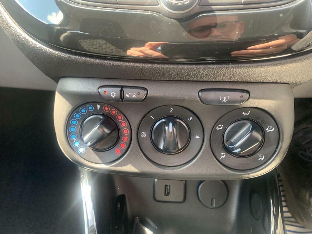 Vauxhall Corsa 1.4 Ecoflex Energy Ac 1 Owner Full Service H White #28