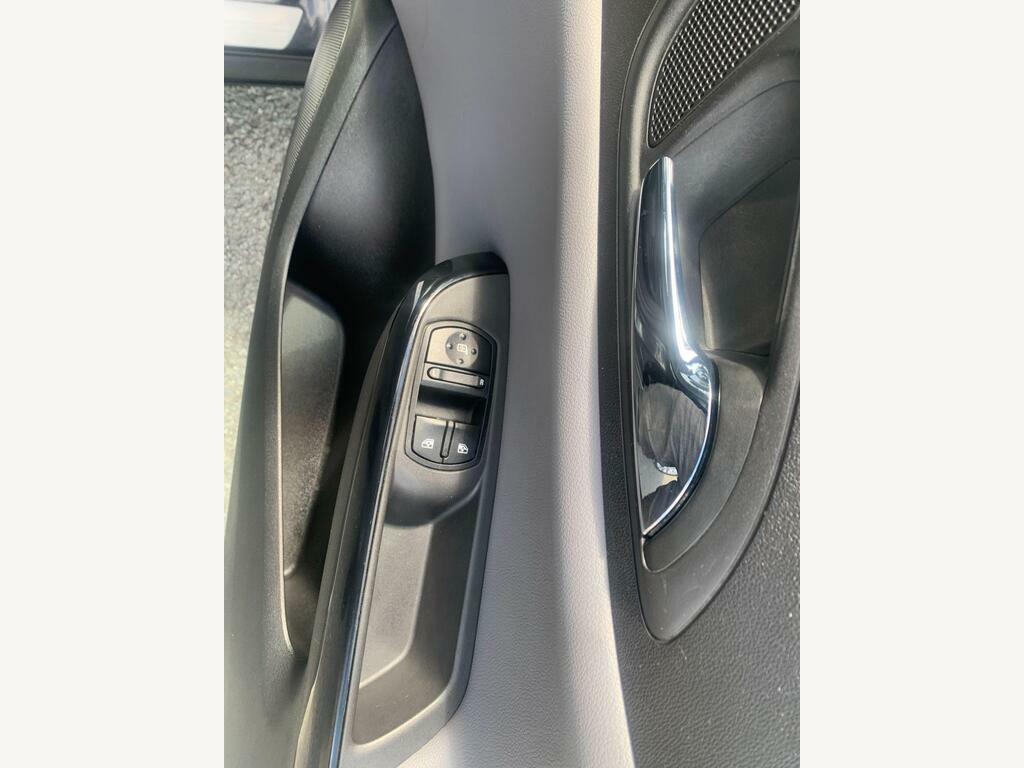 Vauxhall Corsa 1.4 Ecoflex Energy Ac 1 Owner Full Service H White #37
