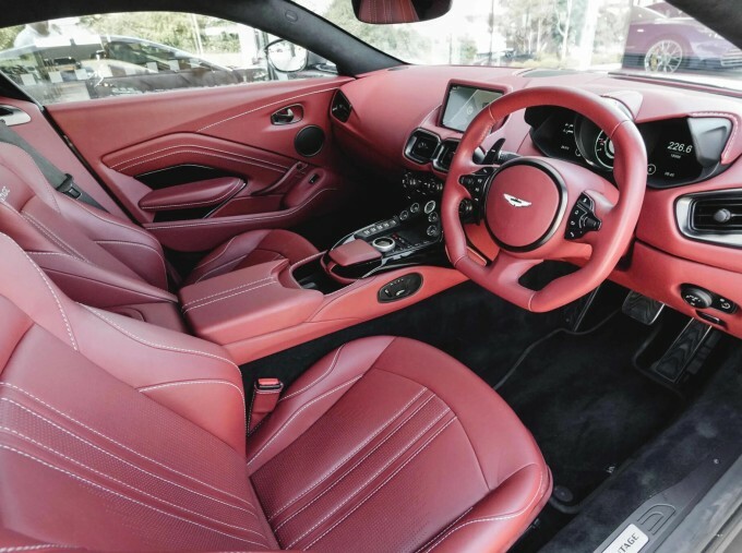 Aston Martin Vantage 4.0 V8 Euro 6 2-Door Silver #3