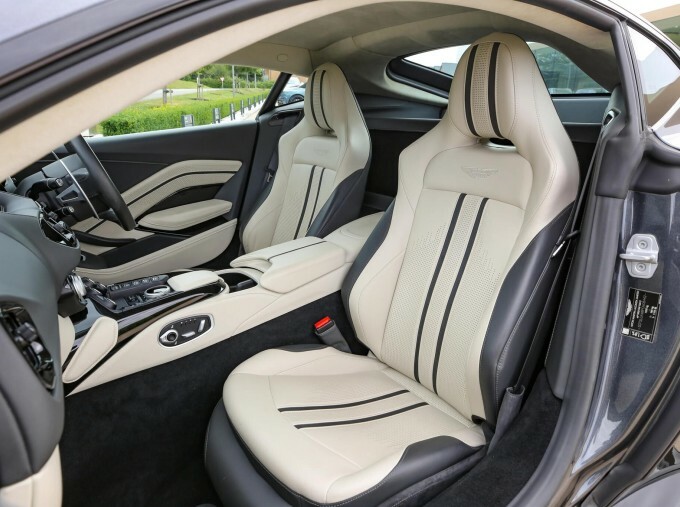 Aston Martin Vantage 4.0 V8 Coupe Euro 6 510 Ps Grey #33