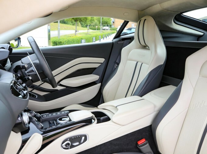 Aston Martin Vantage 4.0 V8 Coupe Euro 6 510 Ps Grey #34