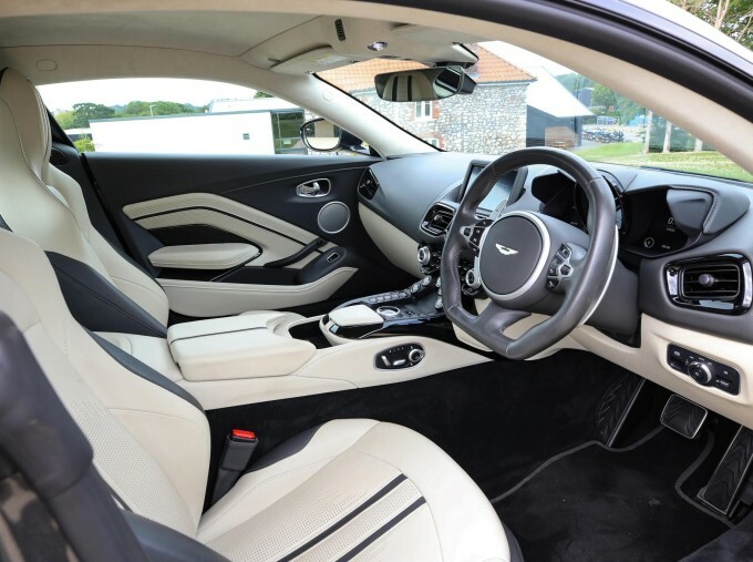 Aston Martin Vantage 4.0 V8 Coupe Euro 6 510 Ps Grey #19