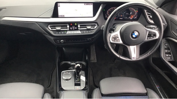 BMW 1 Series 118I M Sport Lcp Dct Euro 6 5-Door Blue #4