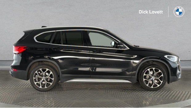 BMW X1 18I Xline Sdrive Euro 6 5-Door Black #3