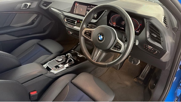 BMW 1 Series 118I M Sport Lcp Dct Euro 6 5-Door Blue #6