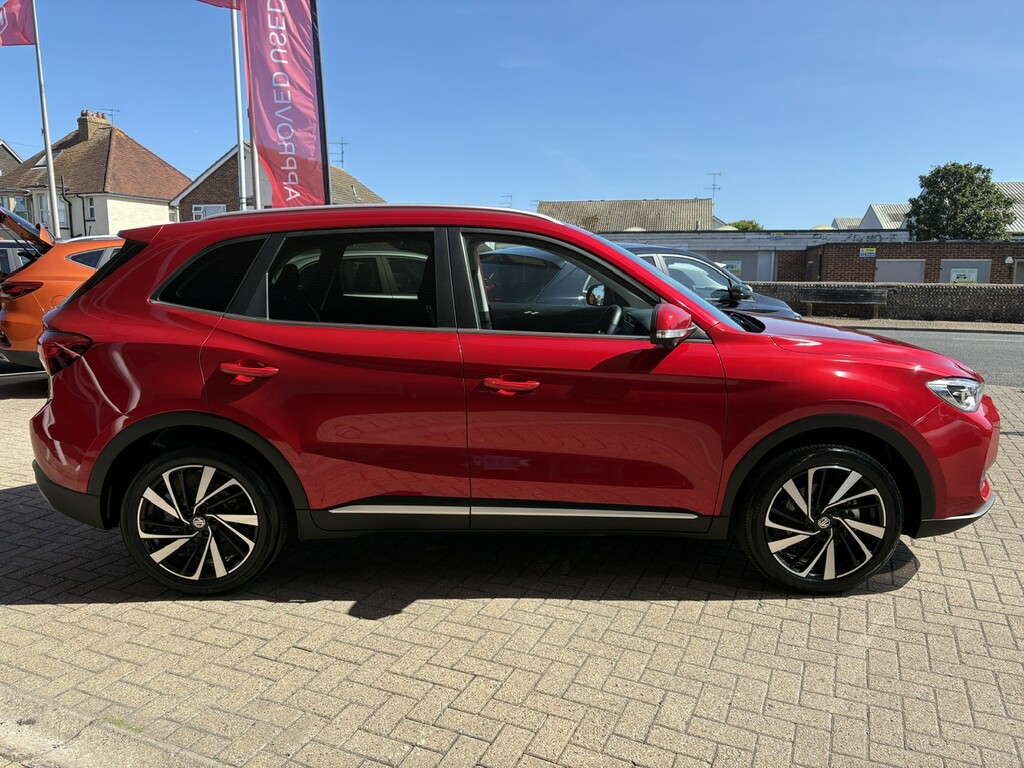 MG ZS 1.5 Hybrid Trophy Suv Hybrid Euro Red #2