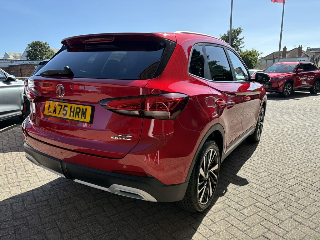 MG ZS 1.5 Hybrid Trophy Suv Hybrid Euro Red #3