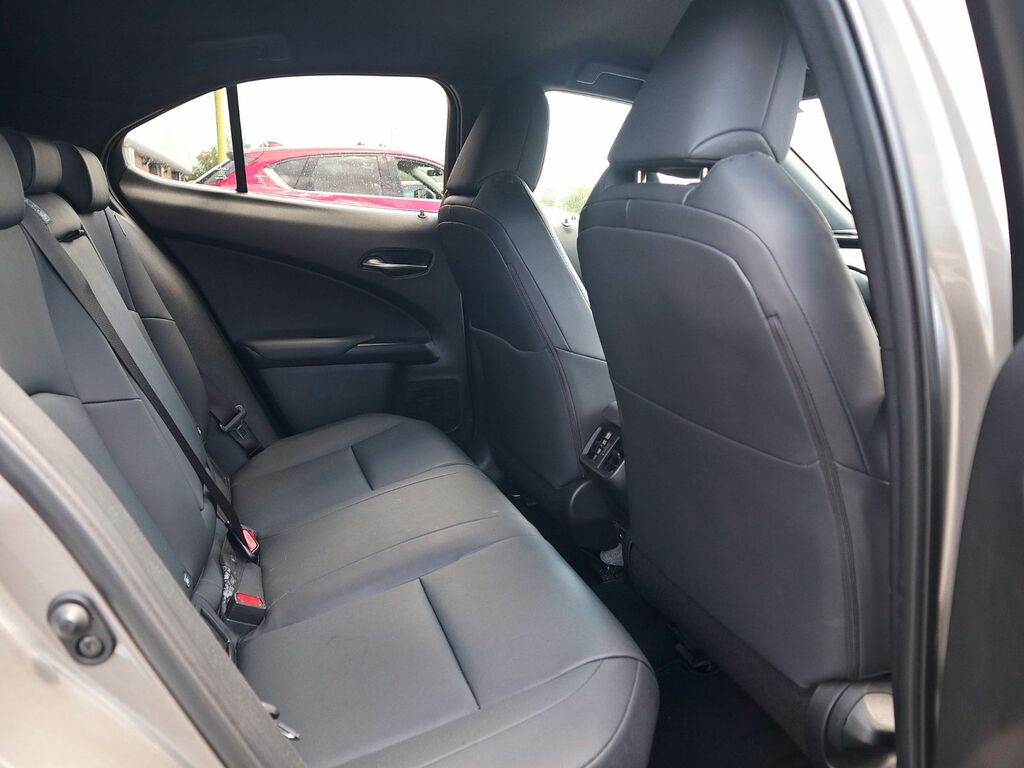 Lexus UX 250H F Sport Design Hybrid Silver #4