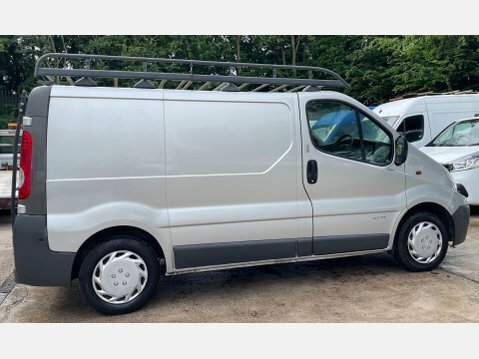 Renault Trafic Ll29dci 115 Van No Vat Free Tax White #35