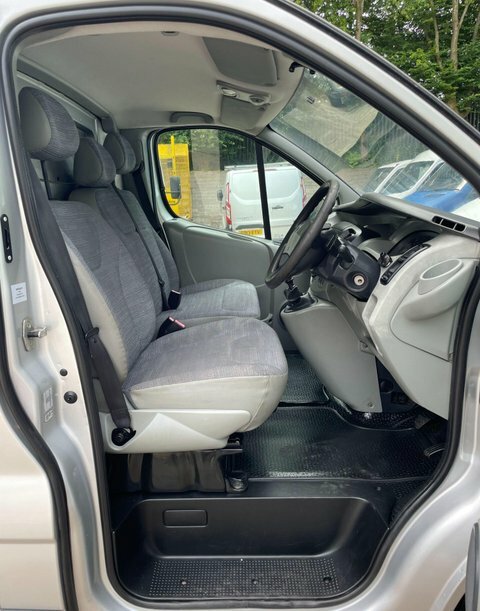 Renault Trafic Ll29dci 115 Van No Vat Free Tax White #20