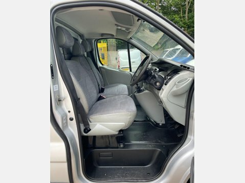 Renault Trafic Ll29dci 115 Van No Vat Free Tax White #49