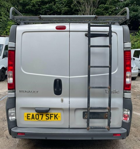 Renault Trafic Ll29dci 115 Van No Vat Free Tax White #8