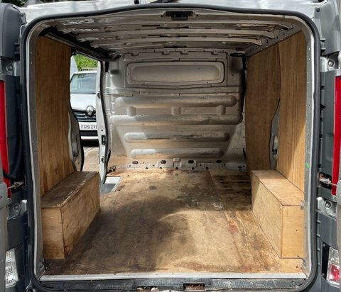 Renault Trafic Ll29dci 115 Van No Vat Free Tax White #10