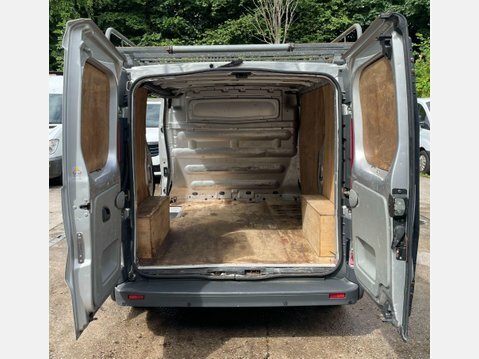 Renault Trafic Ll29dci 115 Van No Vat Free Tax White #38