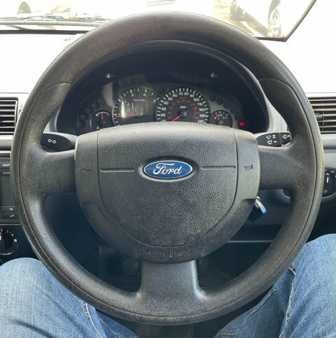 Ford Transit Connect #21