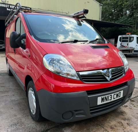 Vauxhall Vivaro 2.0 2900 Cdti Red #2
