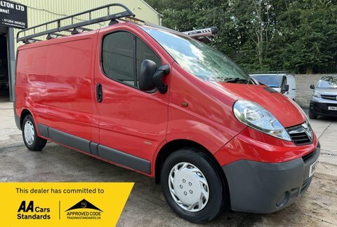 Vauxhall Vivaro 2.0 2900 Cdti Red
