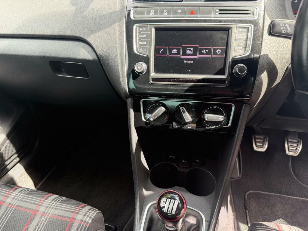 Volkswagen Polo 1.8 Tsi Bluemotion Tech Gti Euro 6 Ss Black #4