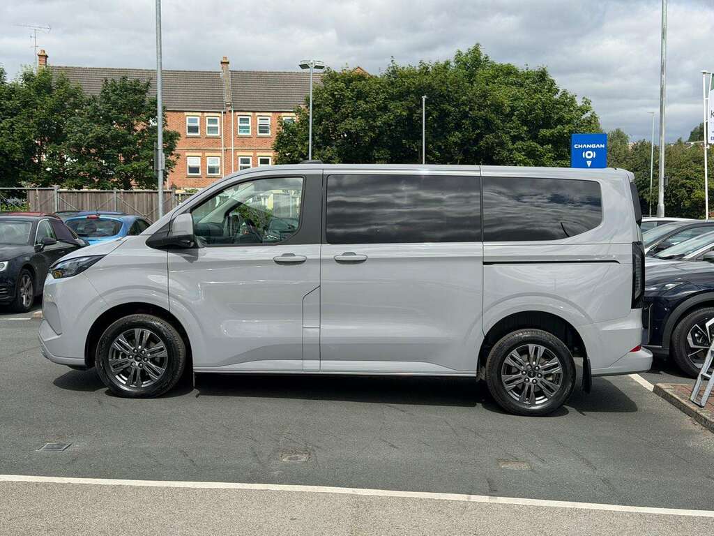 Ford Tourneo Custom 2.5 Phev 232Ps H1 Titanium Luxe 8 Seater Grey #4