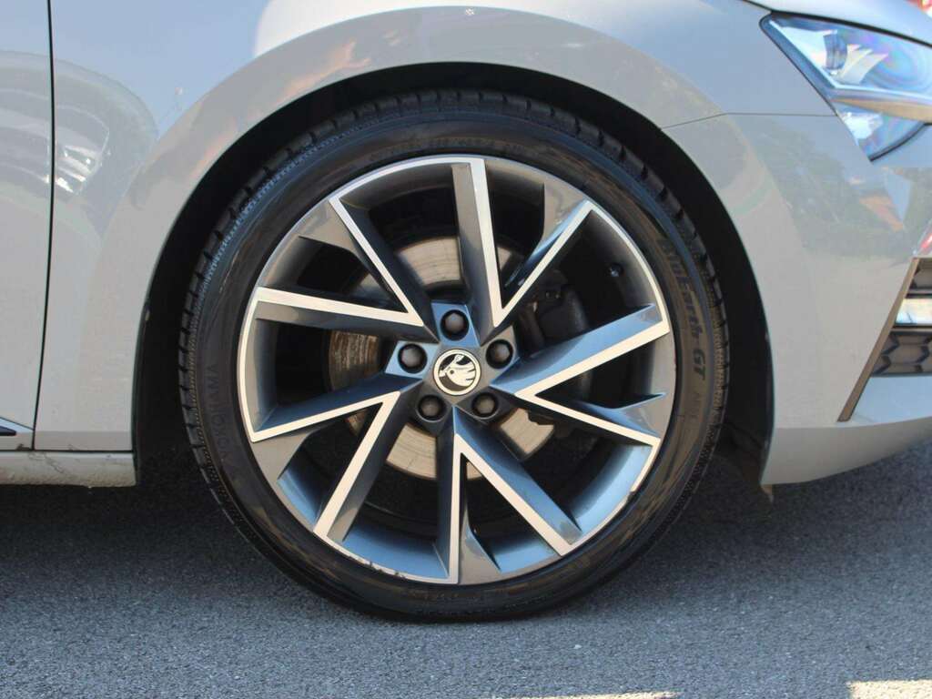 Skoda Superb Sportline Tsi S- Grey #5