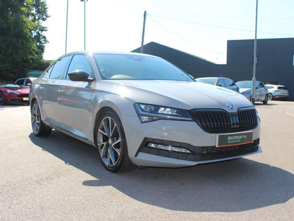 Skoda Superb Sportline Tsi S- Grey