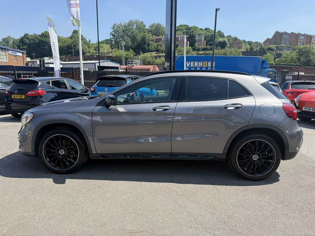 Mercedes-Benz GLA Class Gla 250 4Matic Amg Line Premium Plus Grey #4