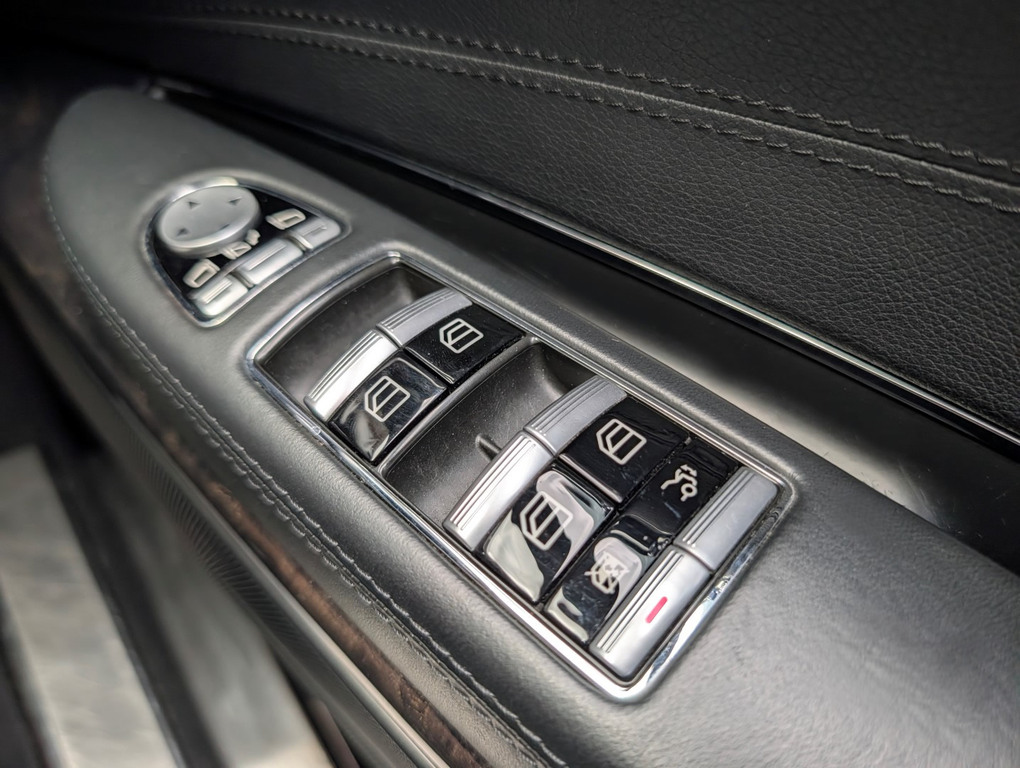 Mercedes-Benz CL 5.5 2dr Black #25