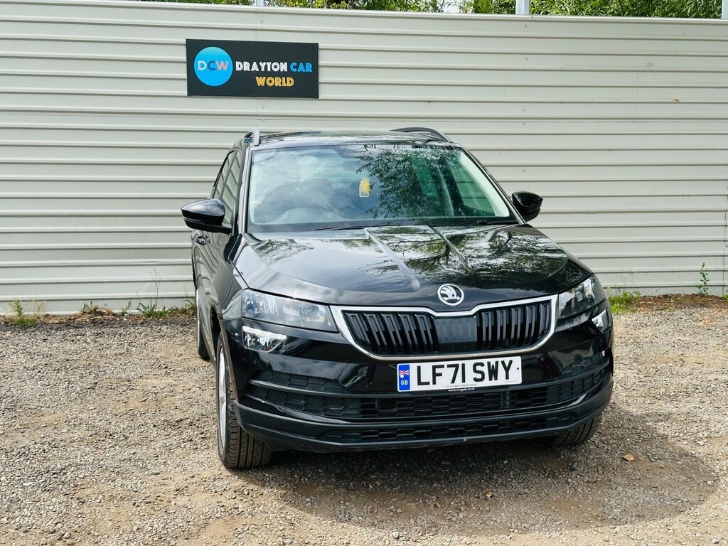 Skoda Karoq 1.5 Tsi Act Se Euro 6 Ss Black