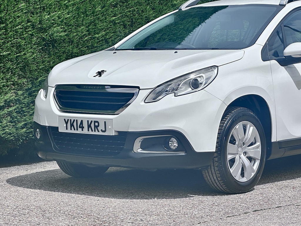 Peugeot 2008 1.2 Crossway 82 Bhp White #10