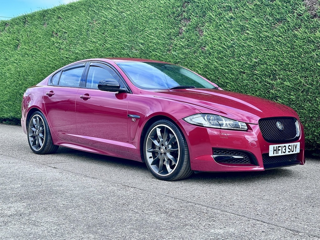 Jaguar XF D S V6 Portfolio Red