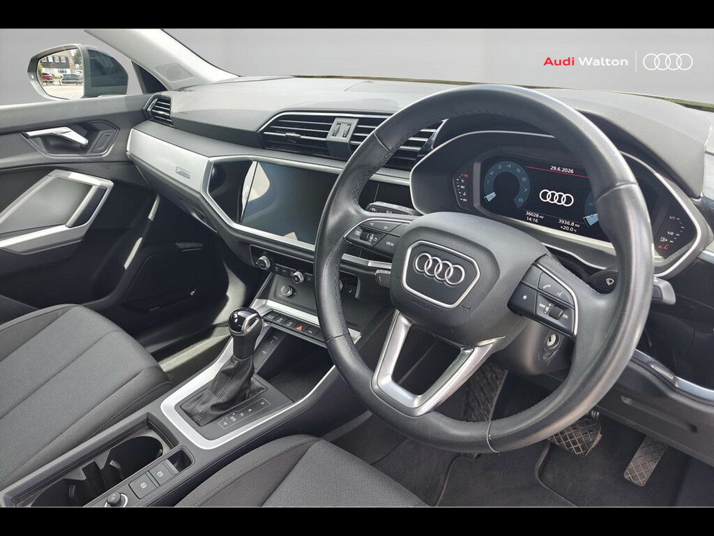Audi Q3 Technik 35 Tfsi 150 Ps S Tronic Black #6