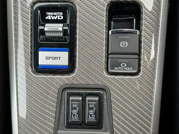 Mitsubishi Outlander Gx 4H Phev Suv White #57