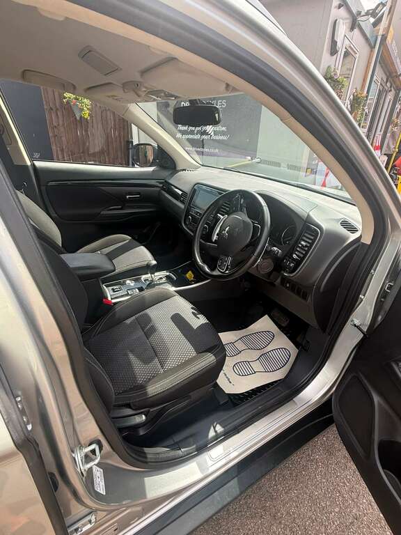 Mitsubishi Outlander 2.0 Outlander Juro Cvt 4Wd Silver #6
