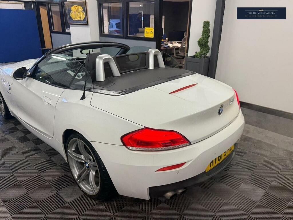 BMW Z4 Convertible 2.5 23I M Sport Highline Edition Sdriv HY61STZ White #4