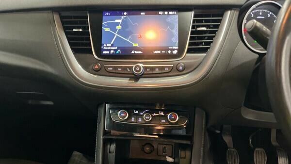 Vauxhall Grandland X 1.2 Turbo Tech Line Nav 8 Speed Red #10