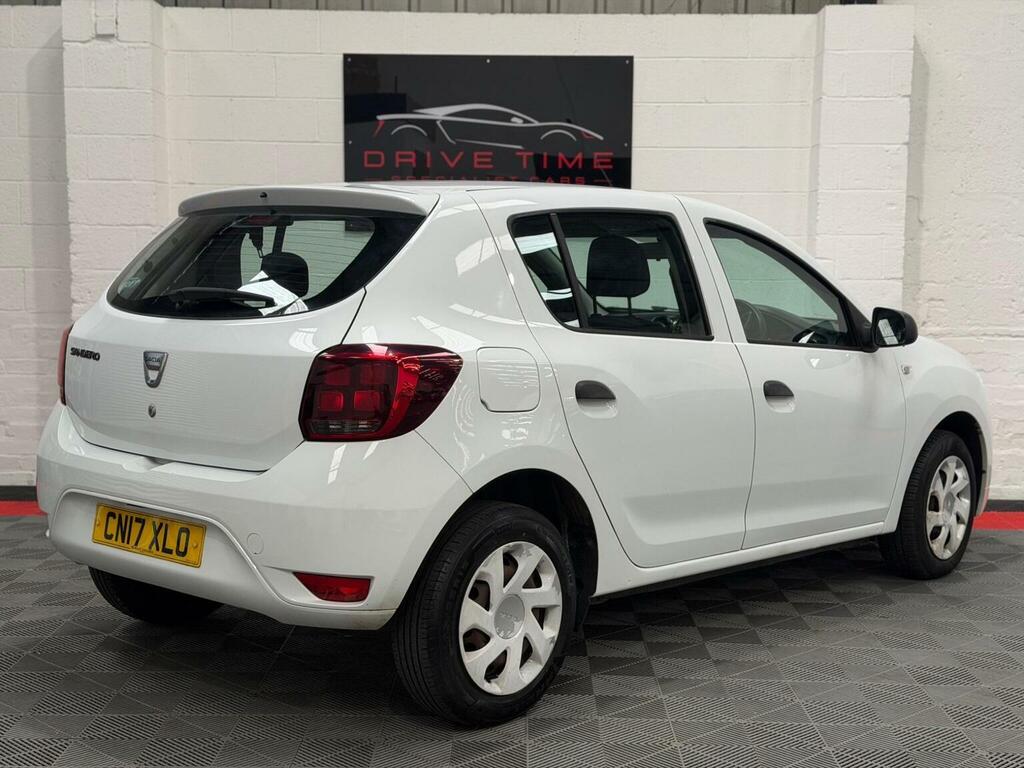 Dacia Sandero 0.9 Tce Laureate Euro 6 Ss Red #11
