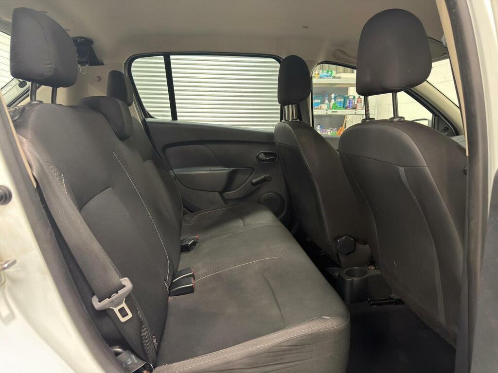 Dacia Sandero 0.9 Tce Laureate Euro 6 Ss Red #19