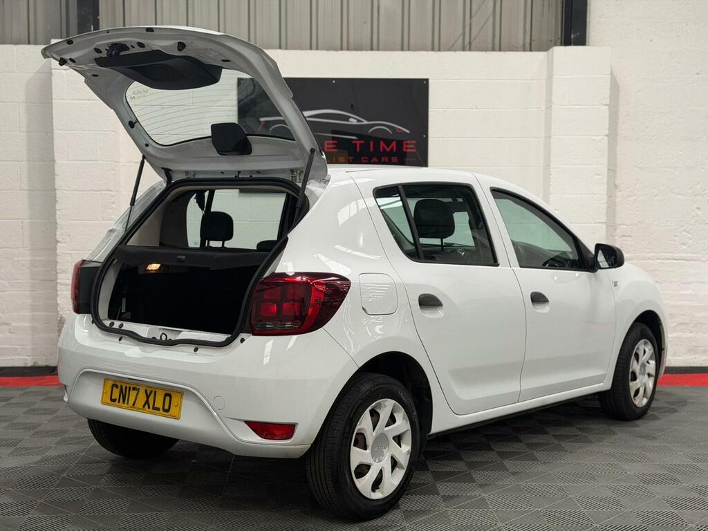 Dacia Sandero 0.9 Tce Laureate Euro 6 Ss Red #14