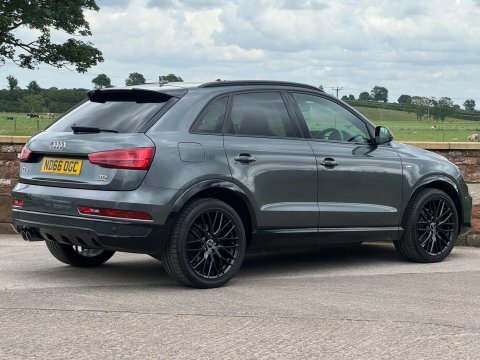 Audi Q3 2.0 Tdi Black Grey #4