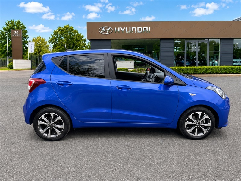 Hyundai I10 1.0 Play Hatchback Euro 6 67 Ps FN20LLO Blue #3