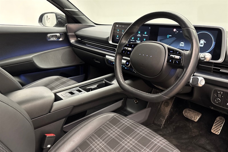 Hyundai Ioniq 6 77.4Kwh First Edition Saloon Awd Blue #4