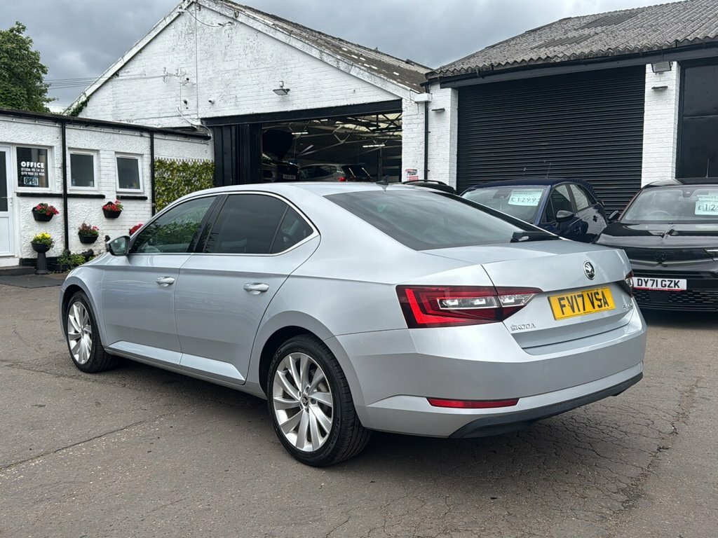 Skoda Superb 2L Se L Executive Silver #5