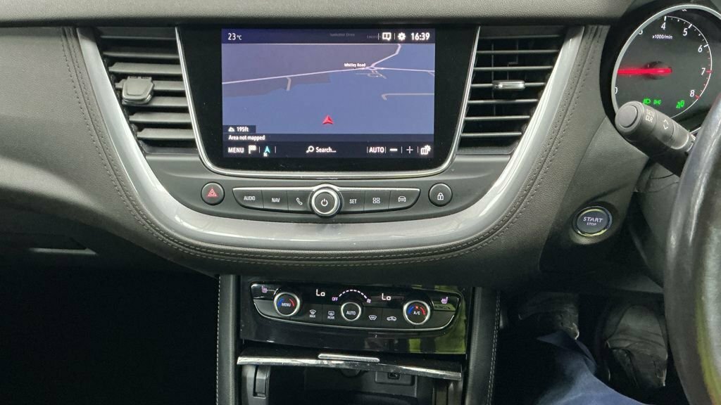 Vauxhall Grandland X 1.2L Sport Nav Red #4