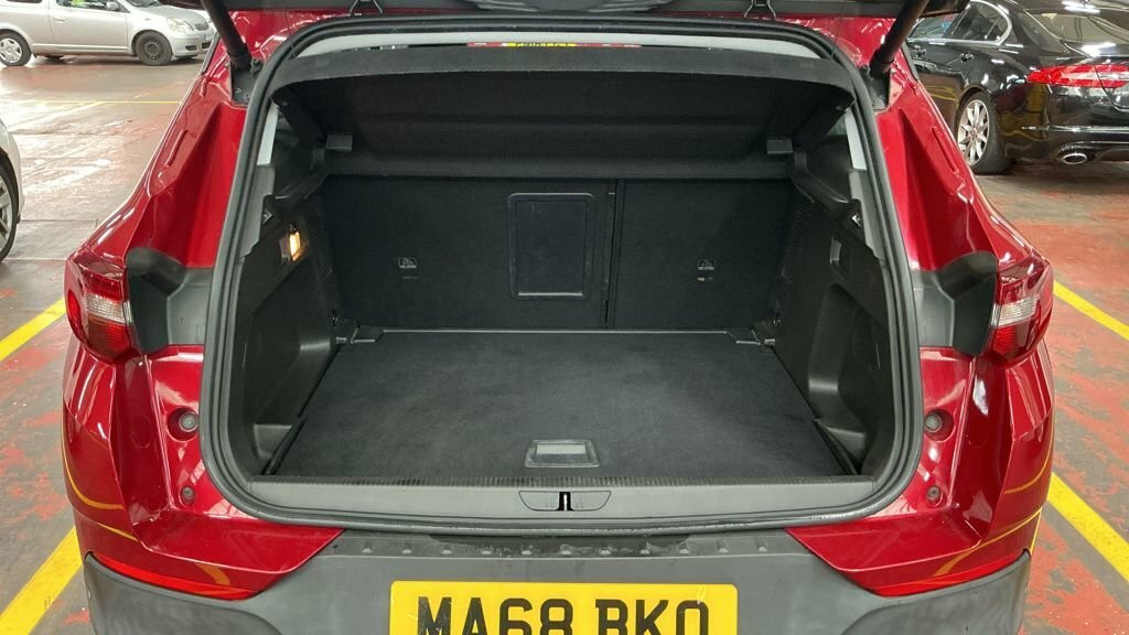 Vauxhall Grandland X 1.2L Sport Nav Red #6