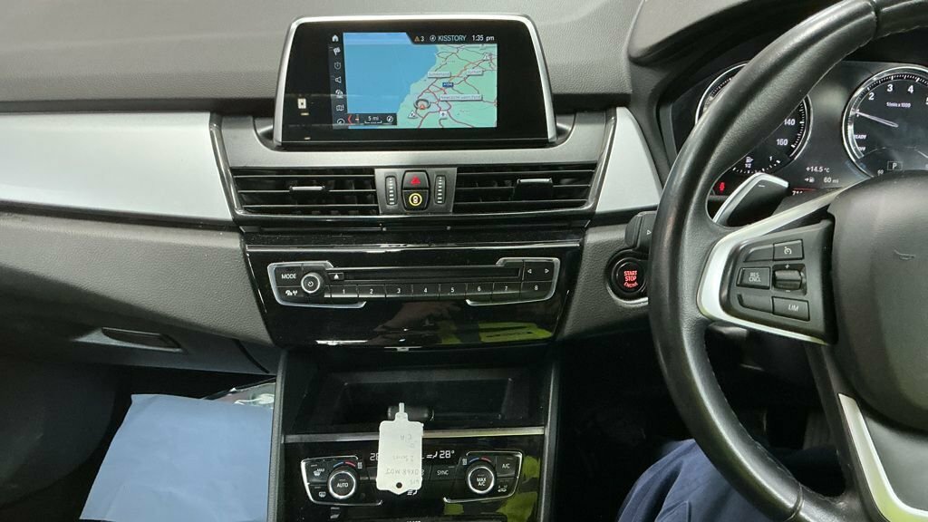 BMW 2 Series Active Tourer 2L Se White
