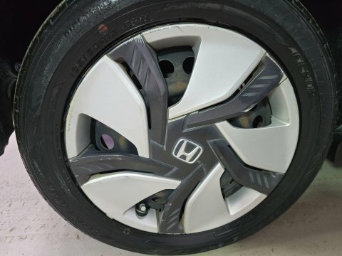 Honda Fit Hybrid 1.5 White #76
