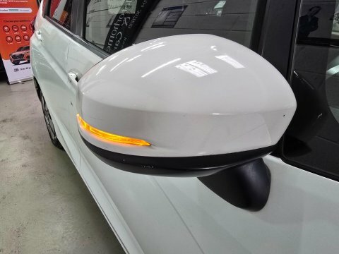 Honda Fit Hybrid 1.5 White #79