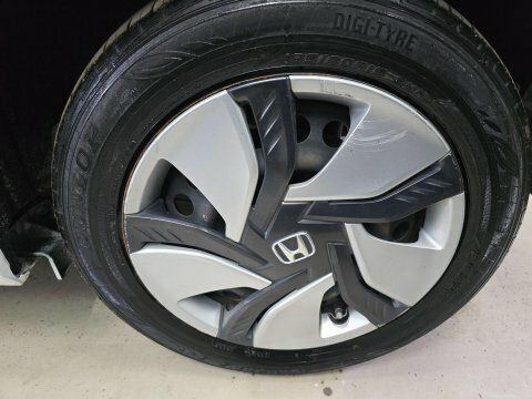 Honda Fit Hybrid 1.5 White #75