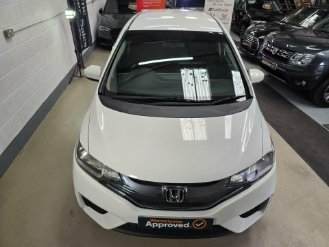 Honda Fit Hybrid 1.5 White #52