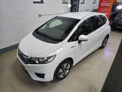 Honda Fit Hybrid 1.5 White #44